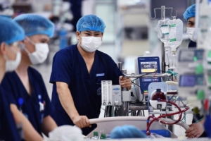 Tối 5/8: 3.708 bệnh nhân được xuất viện, thêm 3.301 ca mắc mới
