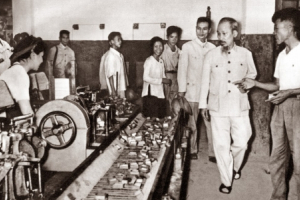 Sự tiếp nối tư tưởng của Chủ tịch Hồ Chí Minh về nền kinh tế nhiều thành phần ở nước ta