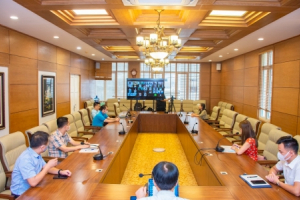 Trường Đại học Sư phạm Hà Nội 2 hỗ trợ sinh viên có hoàn cảnh gia đình khó khăn do ảnh hưởng của dịch bệnh Covid - 19