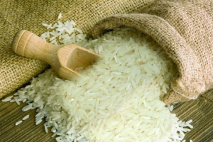 Nhu cầu gạo thế giới giảm vì giá xuất khẩu lên cao