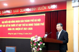  Khi tiêm xong cho học sinh cấp 3, sẽ có kế hoạch cho học sinh cấp này trở lại trường