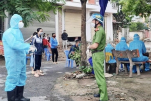 Hà Nội: Số ca mắc tăng cao, liên tiếp xảy ra các chuỗi lây nhiễm phức tạp