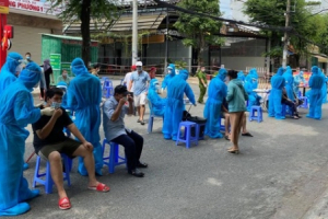 Số ca mắc mới tăng trở lại, UBND Thành phố Hồ Chí Minh chỉ đạo khẩn