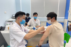 Tại sao cần tiêm mũi 3 vaccine phòng Covid - 19?
