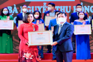 Lễ tôn vinh doanh nhân, doanh nghiệp Thăng Long năm 2021: Tôn vinh 200 doanh nghiệp đóng góp cho sự phát triển của Thủ đô