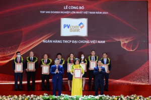 PVcomBank tăng 16 bậc trong Bảng xếp hạng VNR500