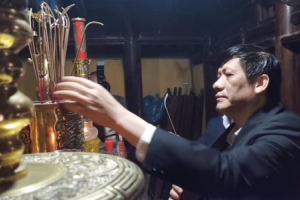 Bộ trưởng Bộ Y tế dâng hương tưởng niệm đại danh y Lê Hữu Trác