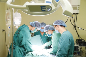 Công nghệ càng cao, y đức càng phải sáng