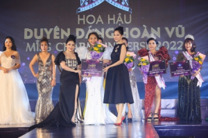 Doanh nhân Vũ Khánh Linh trở thành Hoa hậu Thời trang tại cuộc thi Hoa hậu Duyên dáng hoàn vũ