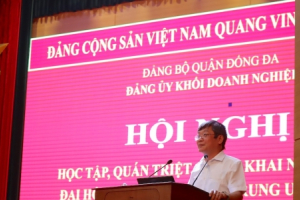 Hội nghị học tập, triển khai Nghị quyết Trung ương Đảng khoá XIII và lễ trao tặng Huy hiệu Đảng