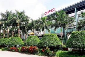 Người thân “sếp lớn” Dược phẩm OPC đồng loạt thoái vốn