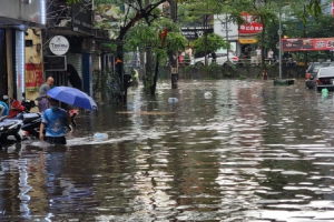 Tăng cường công tác phòng, chống thiên tai và tìm kiếm cứu nạn