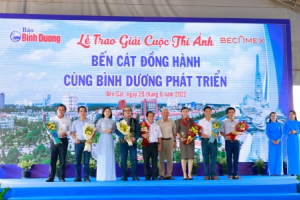 Trao giải cuộc thi ảnh “Bến Cát đồng hành cùng Bình Dương phát triển”
