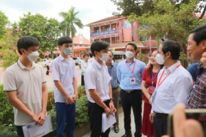 Kiểm tra tổ chức thi tốt nghiệp THPT tại tỉnh Quảng Trị
