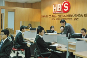 Cảnh báo đối tượng lừa đảo mạo danh lãnh đạo và làm giả con dấu, làm giả website Công ty Cổ phần Chứng khoán Hoà Bình