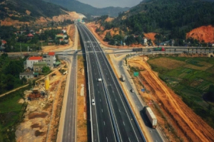 Xây dựng công trình đường bộ cao tốc Bắc - Nam phía Đông giai đoạn 2021 - 2025