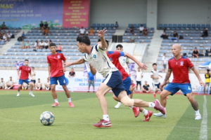 Tứ kết: Ứng cử viên "vua phá lưới" lộ diện