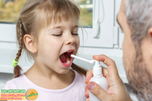 3 tiêu chí chọn xịt họng giúp con tránh xa bệnh hô hấp lúc giao mùa