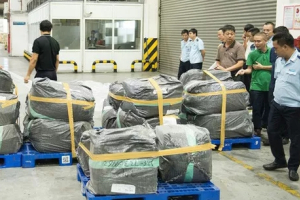 Tăng cường công tác chống buôn lậu, vận chuyển trái phép qua cảng hàng không quốc tế