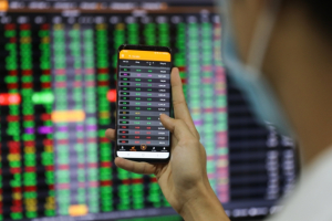 VN-Index bật tăng, khối ngoại mua ròng ngàn tỷ