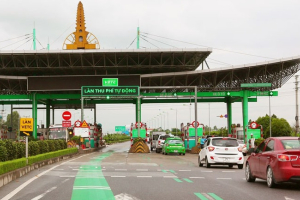 Trả lại lòng đường cho người dân đi lại dịp Tết