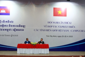 Việt Nam, Campuchia quyết tâm duy trì tăng trưởng thương mại song phương và các hoạt động biên mậu