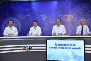 Nền kinh tế Việt Nam được chèo lái thế nào trước các cơn sóng lớn