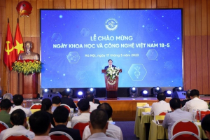 Thủ tướng: Lấy khoa học công nghệ và đổi mới sáng tạo làm một động lực tăng trưởng chủ yếu