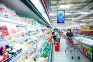 Hàng hóa rục rịch tăng giá theo lương: Làm sao để kiểm soát?