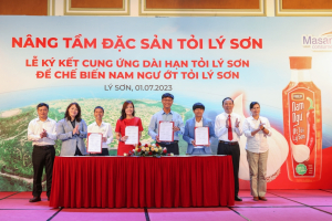Lễ ký kết cung ứng dài hạn tỏi Lý Sơn để chế biến Nam Ngư ớt tỏi Lý Sơn.