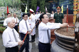 Chủ tịch nước Võ Văn Thưởng dự Lễ giỗ các Anh hùng liệt sĩ tại Côn Đảo