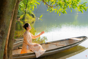 Niềm đam mê mãnh liệt và khát khao mang thương hiệu áo dài Huế ra thế giới bên ngoài