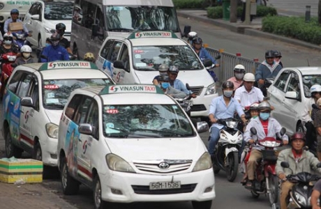 Vinasun đòi Grab bồi thường 41,2 tỉ đồng