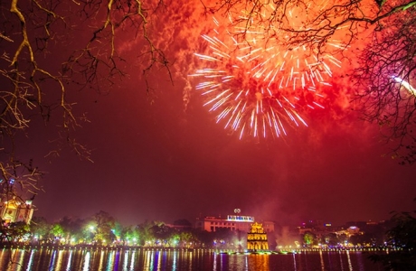 Hà Nội bắn pháo hoa 30 điểm trong đêm giao thừa