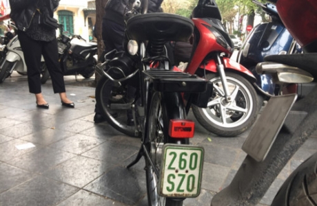 Chiêm ngưỡng chiếc xe cổ “độc nhất vô nhị” của chàng trai Hà thành