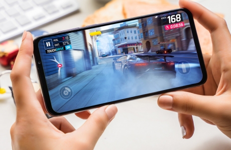 VINGROUP CÔNG BỐ DÒNG ĐIỆN THOẠI VSMART THẾ HỆ 2