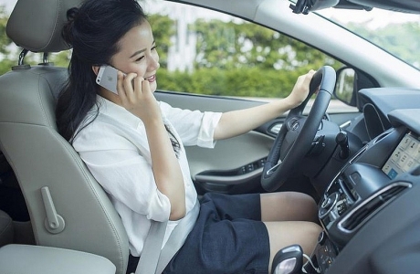 Những điều cần lưu ý với phụ nữ khi lái ô tô