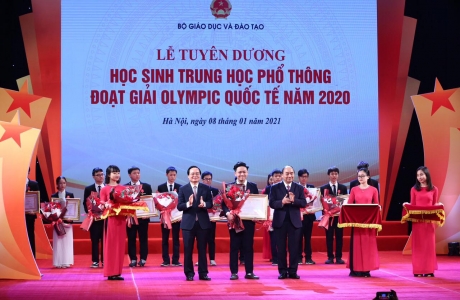 Tuyên dương học sinh đoạt giải Olympic quốc tế