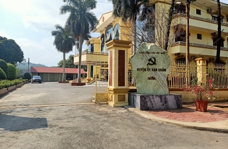 Thi hành kỷ luật Đảng đối với Hiệu trưởng trường Mầm non Sùng Đô, huyện Văn Chấn, tỉnh Yên Bái