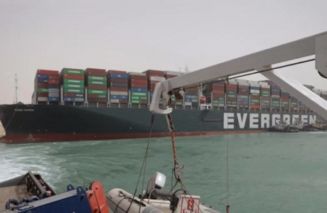 Sự cố kênh đào Suez bộc lộ điểm yếu của chuỗi cung ứng toàn cầu