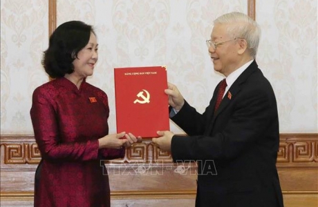 Bộ Chính trị phân công Trưởng Ban Tổ chức Trung ương và Trưởng Ban Dân vận Trung ương
