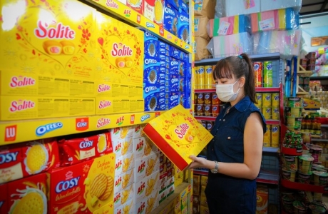Thị trường bánh, kẹo Tết: Mẫu mã mang đậm sắc truyền thống