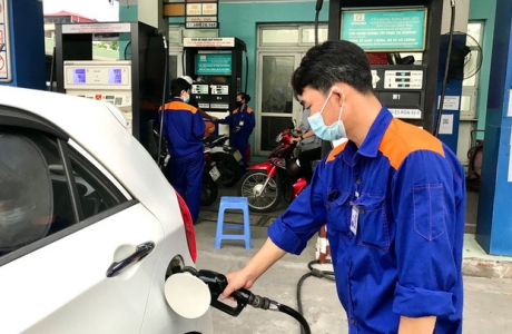 Không để thiếu xăng dầu trong mọi hoàn cảnh