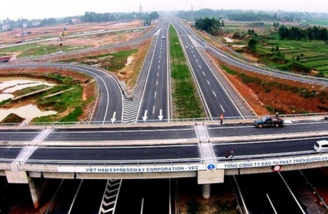 Đẩy nhanh giải phóng mặt bằng, xử lý vướng mắc mỏ vật liệu xây dựng cao tốc Bắc - Nam phía Đông