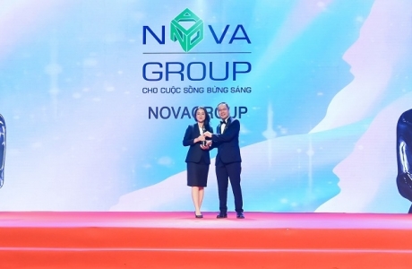 NovaGroup đón nhận giải thưởng 'Nơi làm việc tốt nhất châu Á 2022'