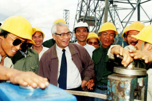 Những bài học từ phong cách lãnh đạo của Bác Sáu Dân