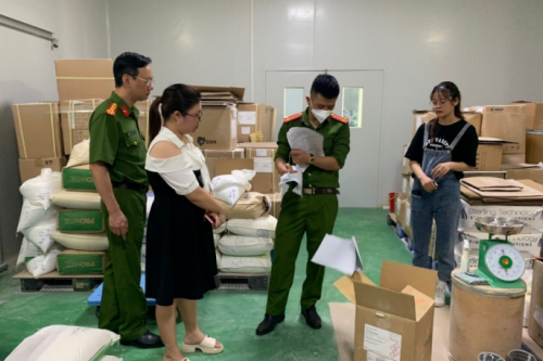 Khởi tố vụ án hình sự Công ty CP sữa Hà Lan sản xuất sữa bột kém chất lượng