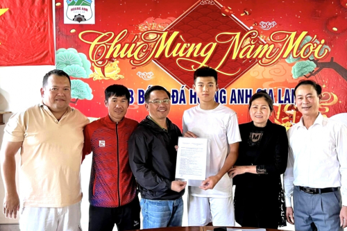 Học viện Bóng đá Hoàng Anh Gia Lai có thêm 2 thành viên mới   