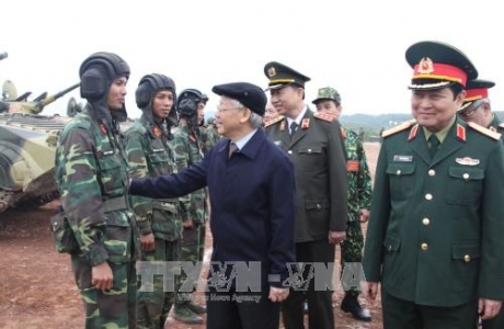 Tổng Bí thư kiểm tra công tác huấn luyện, sẵn sàng chiến đấu
