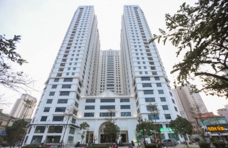 Xây vượt tầng, Central Field 219 Trung Kính có bị cắt ngọn giống 8B Lê Trực?